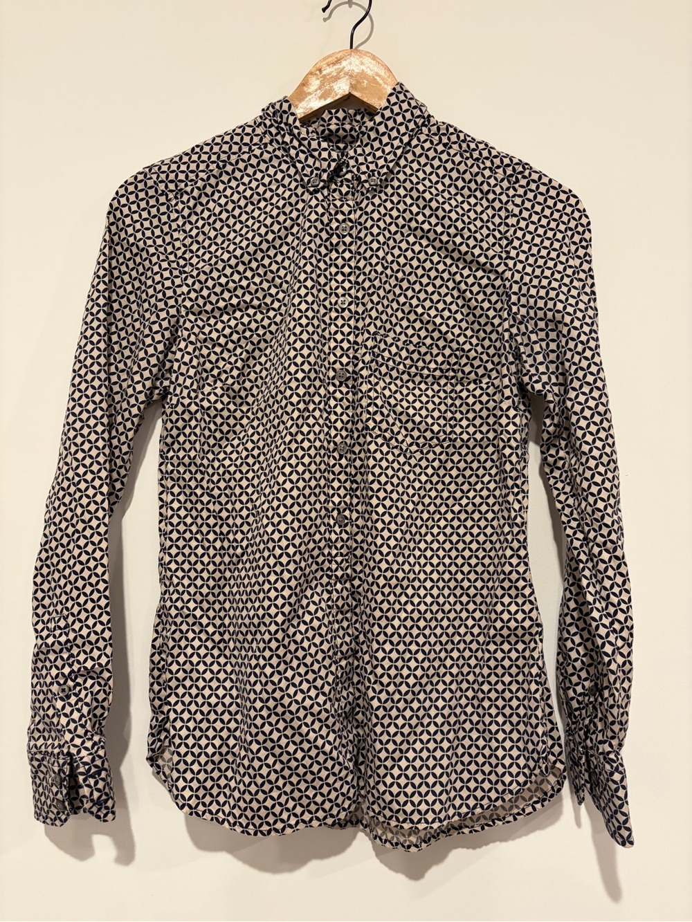 Gap Size XS Navy Cream Geometric Tailored Shirt Long Sleeve Button Down Blouse